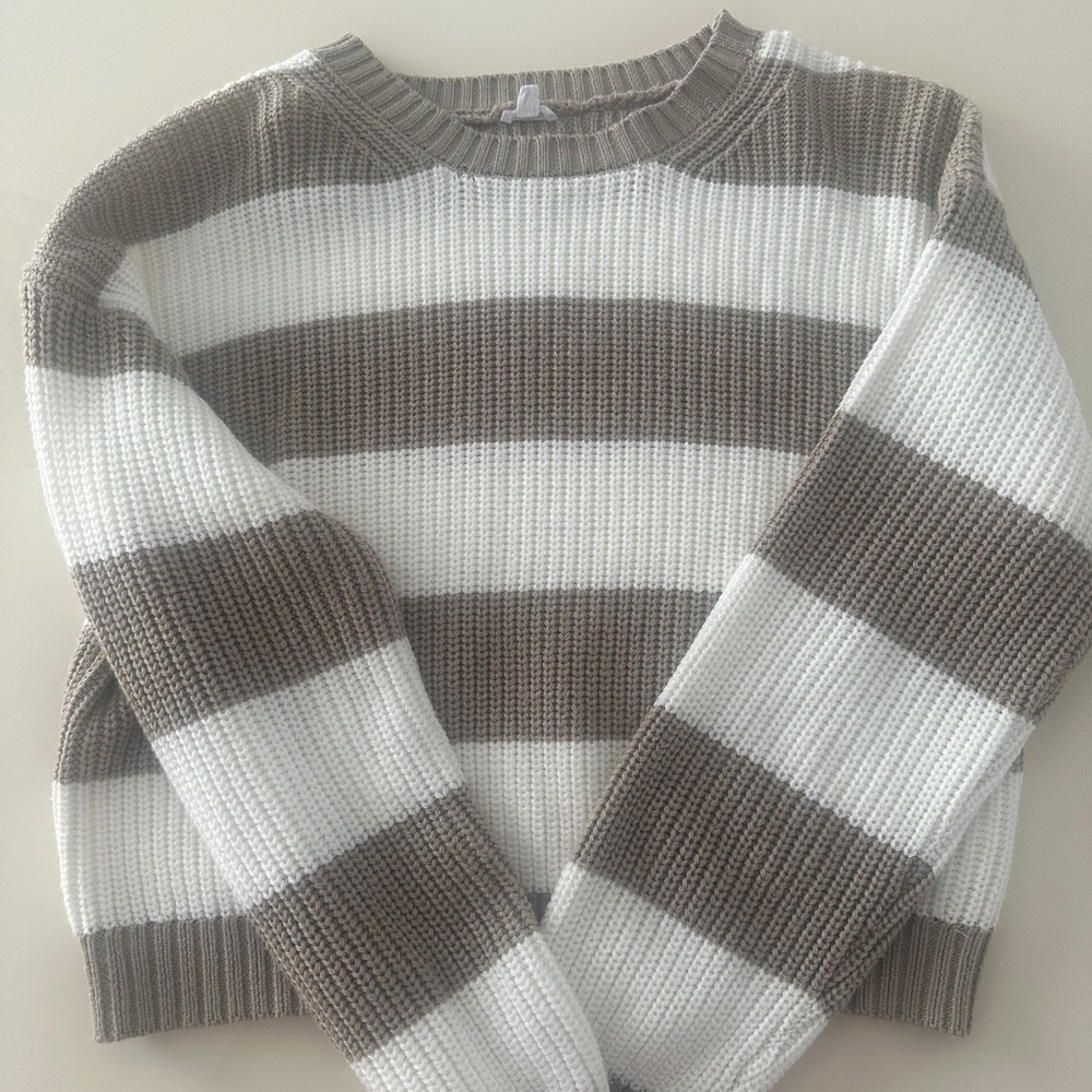 Garage cropped sweater